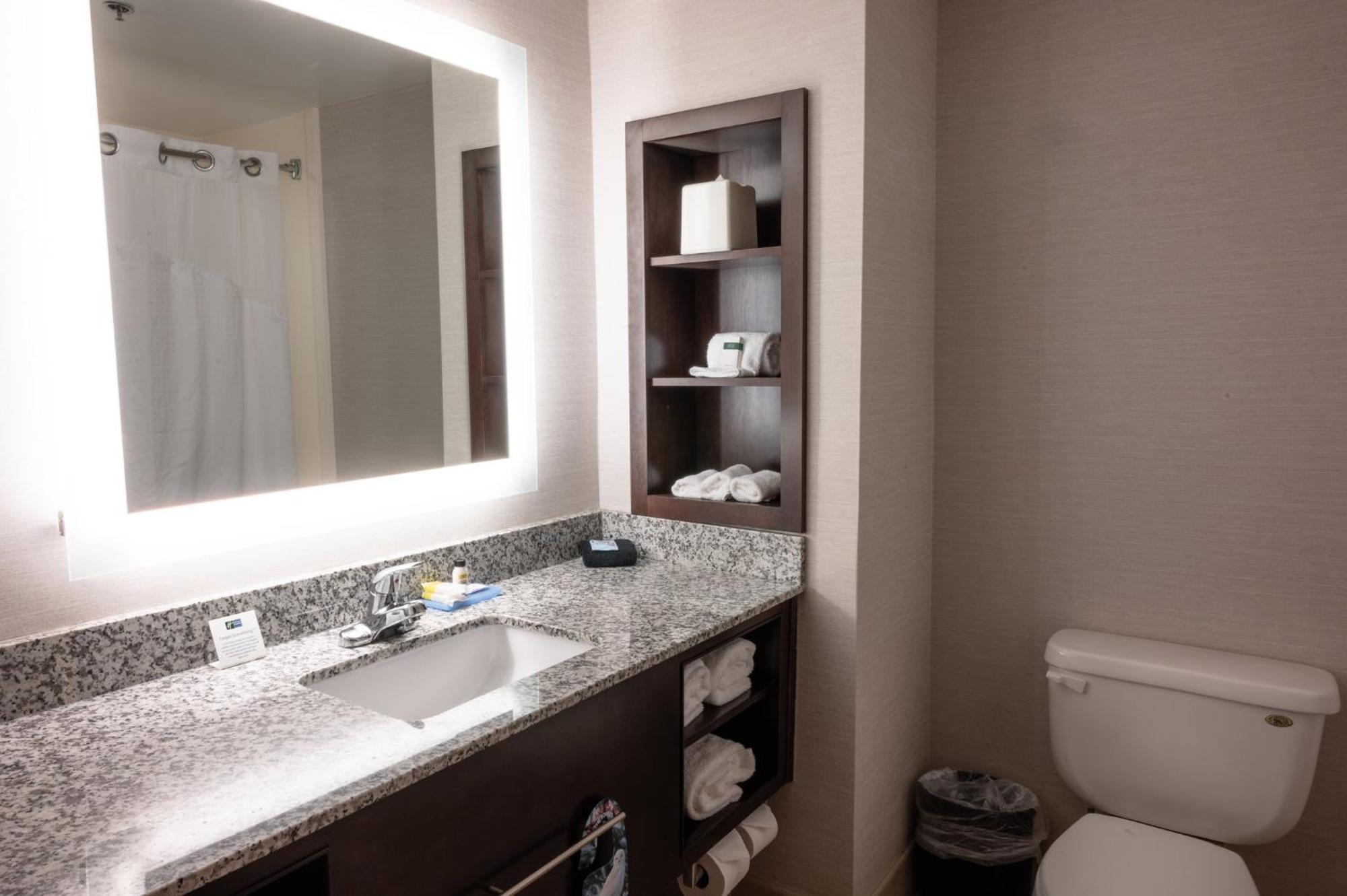 Holiday Inn Express & Suites - Tuscaloosa-University By Ihg Dış mekan fotoğraf