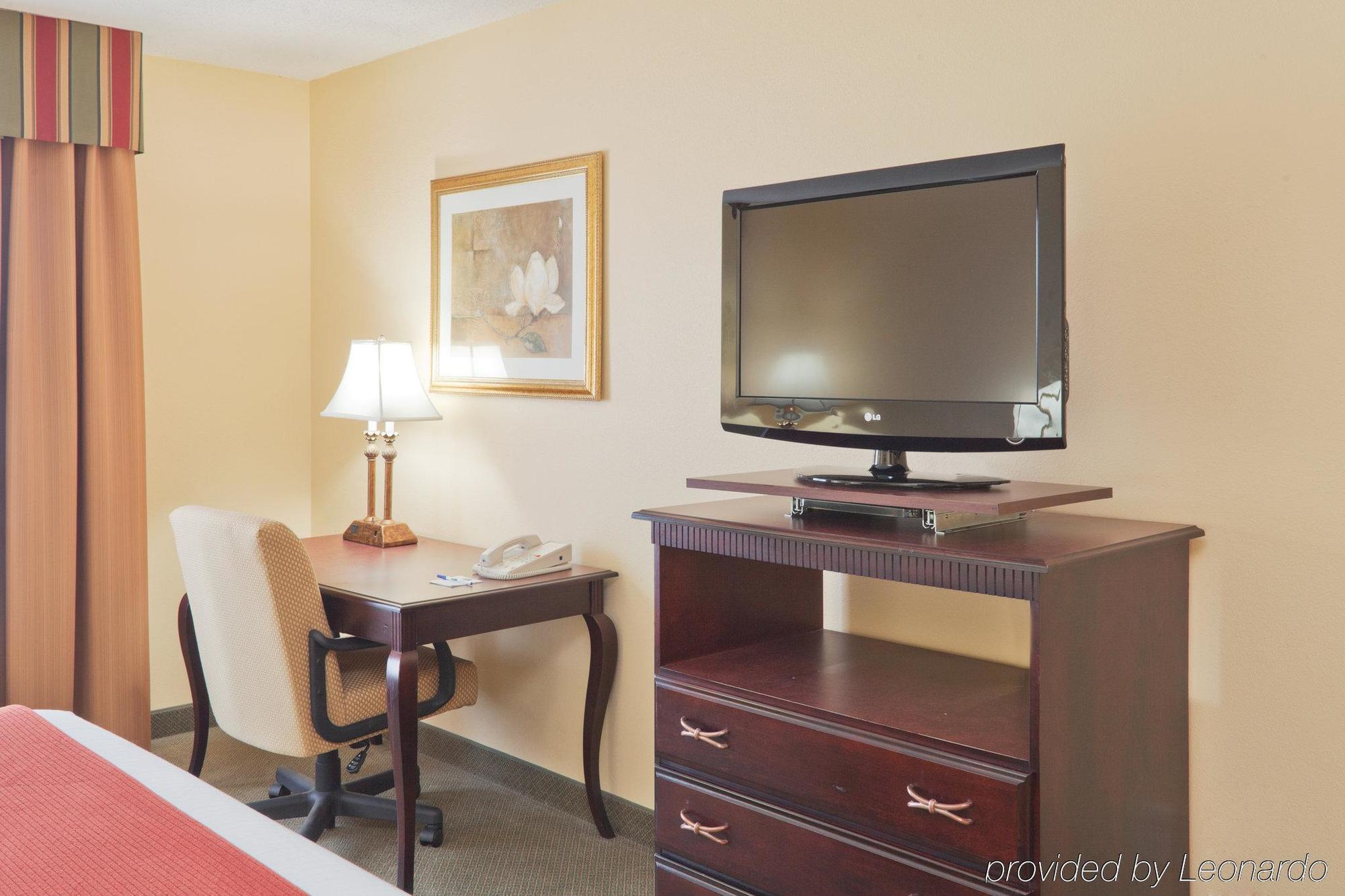Holiday Inn Express & Suites - Tuscaloosa-University By Ihg Oda fotoğraf